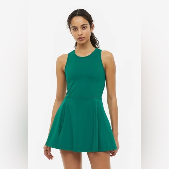 H&M Exercise Dress Workout‎ High Neck Tennis Dress Size Large NWT - Picture 1 of 12